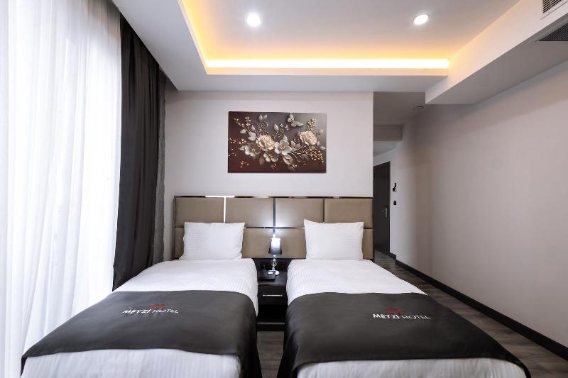 Meyzi Hotel image