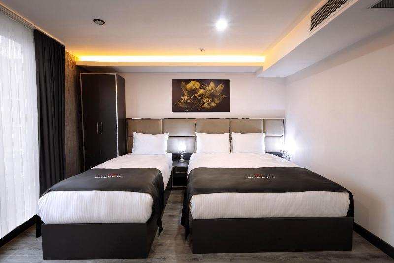 Meyzi Hotel image