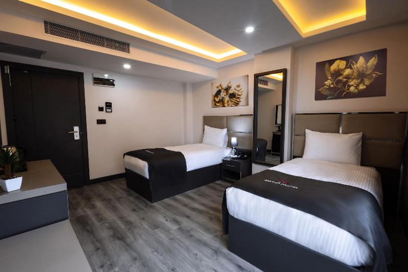 Meyzi Hotel image