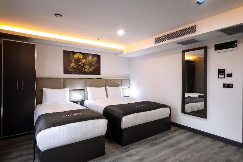 Meyzi Hotel image