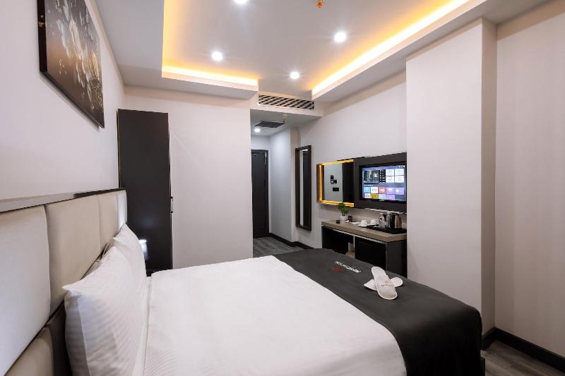 Meyzi Hotel image