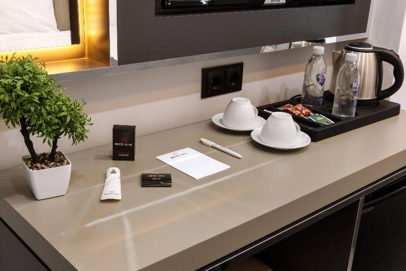 Meyzi Hotel image