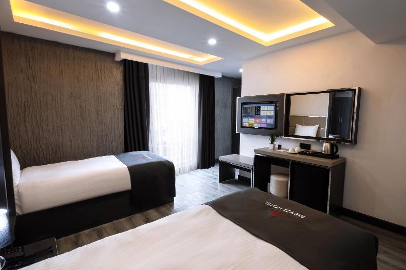 Meyzi Hotel image