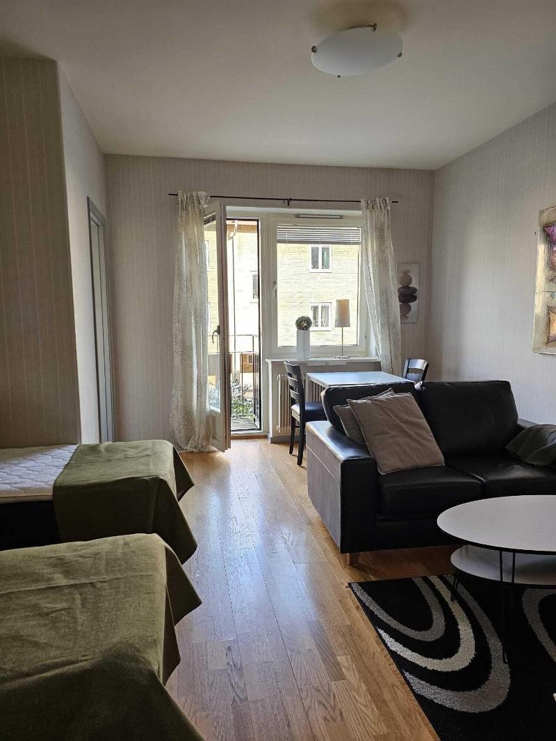 Live And Stay Lagerbring image