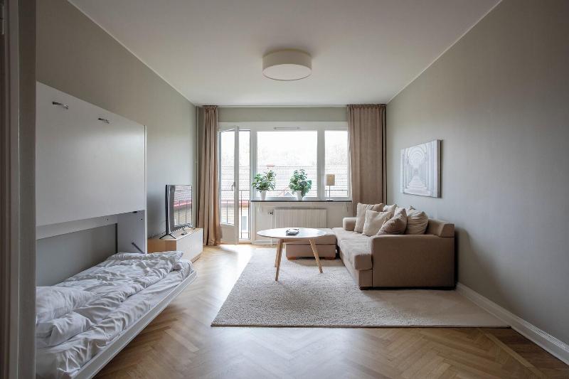 Live And Stay Lagerbring image