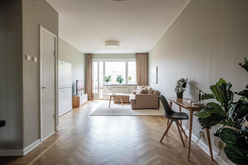 Live And Stay Lagerbring image