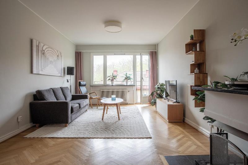 Live And Stay Lagerbring image
