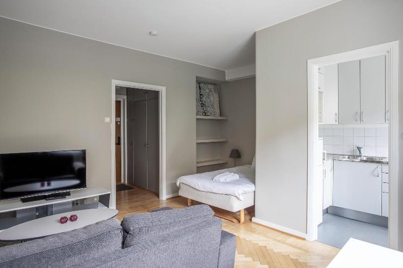 Live And Stay Lagerbring image