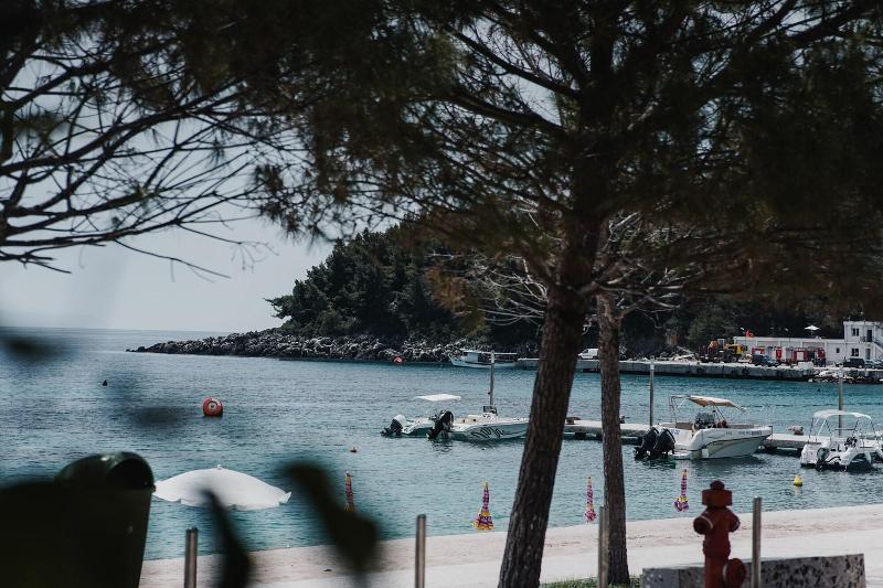 Himara 28 image