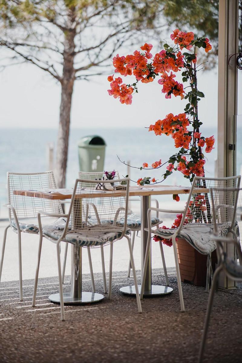 Himara 28 image
