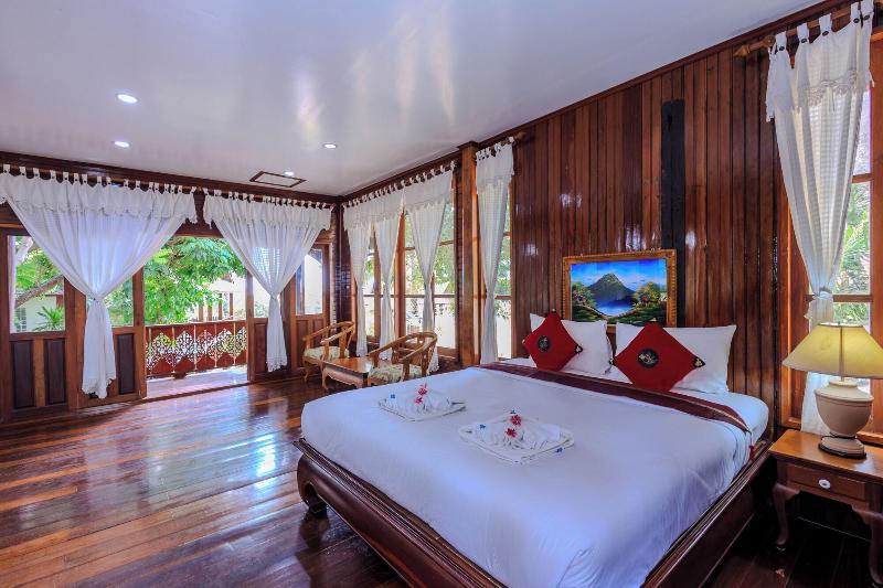 Samui Wooden Hill image
