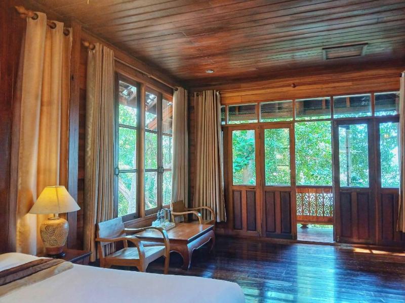 Samui Wooden Hill image