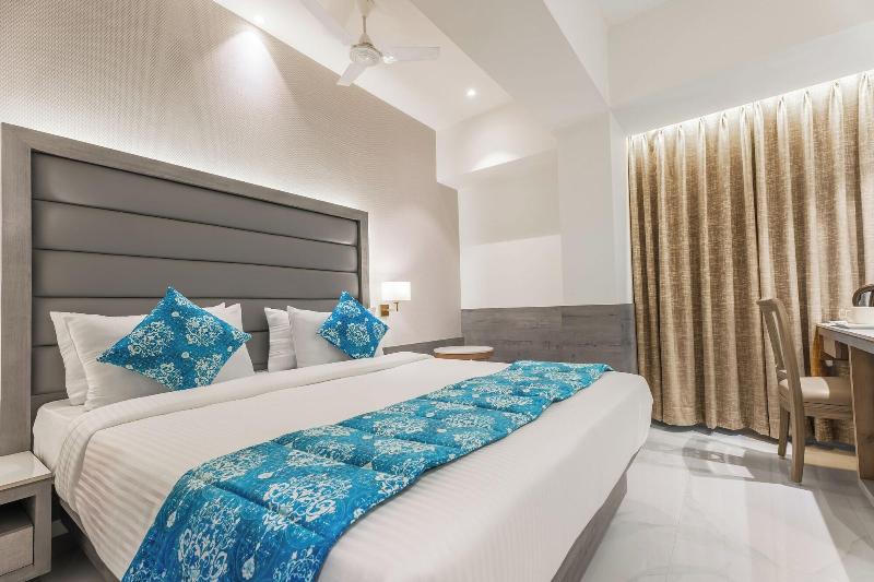 Hotel Supreme Comforts Mumbai Airport image