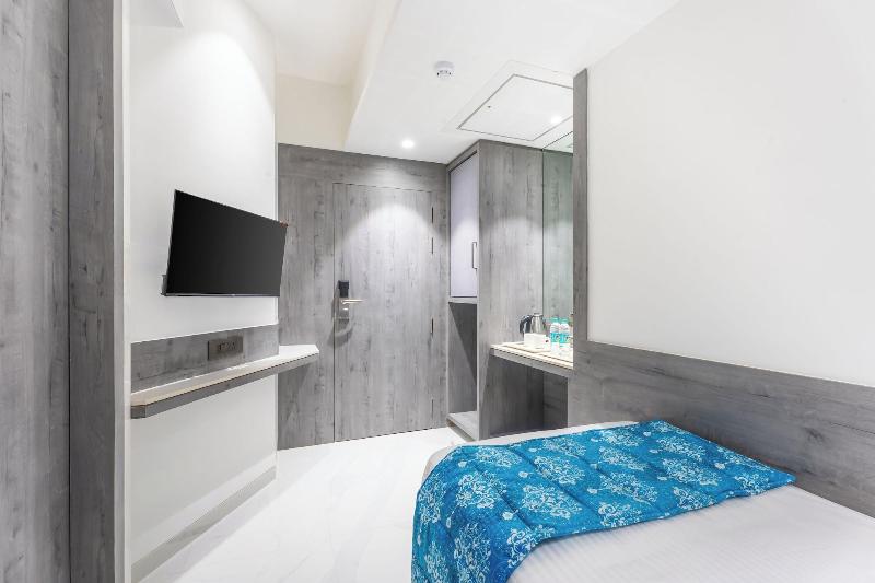 Hotel Supreme Comforts Mumbai Airport image