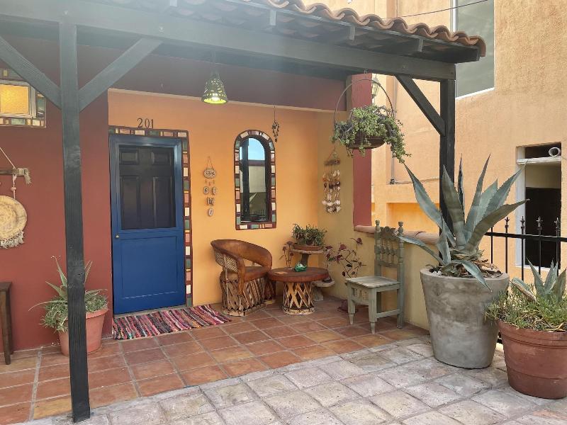 Casa Del Puerto By Rocky Host image