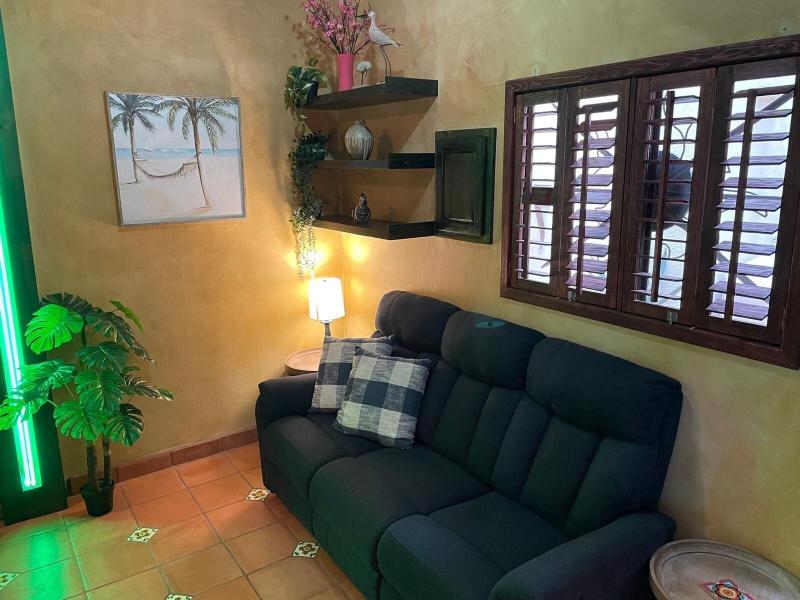 Casa Del Puerto By Rocky Host image