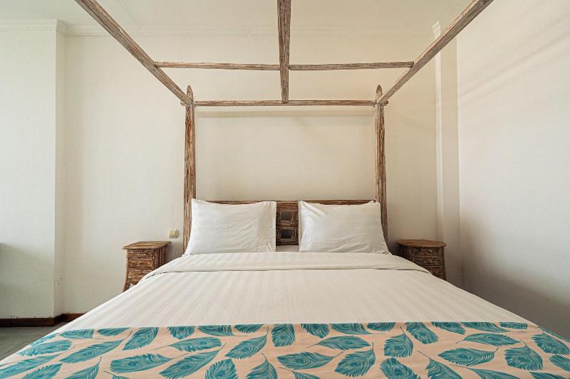 Komodo Suites Downtown image