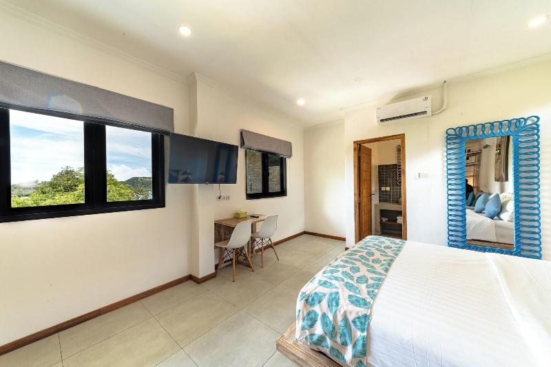 Komodo Suites Downtown image