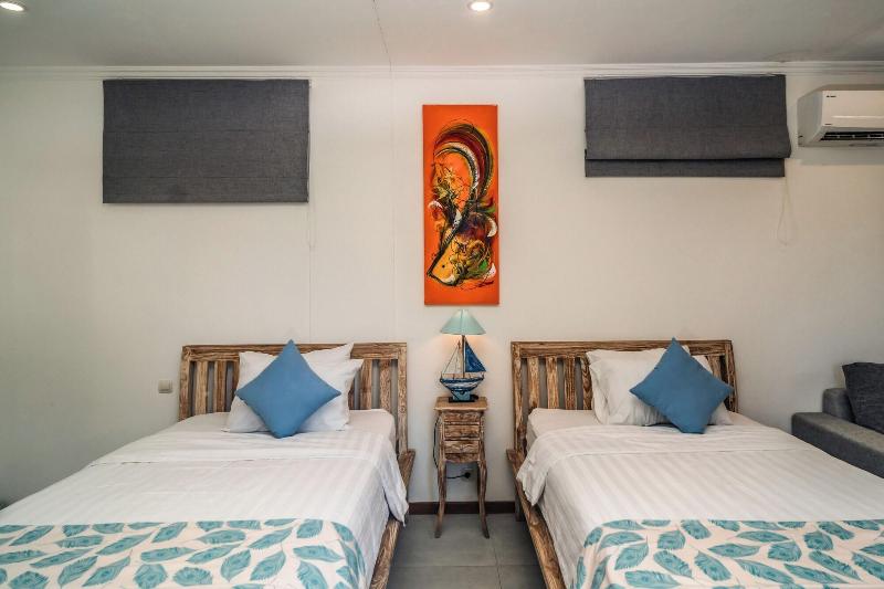 Komodo Suites Downtown image