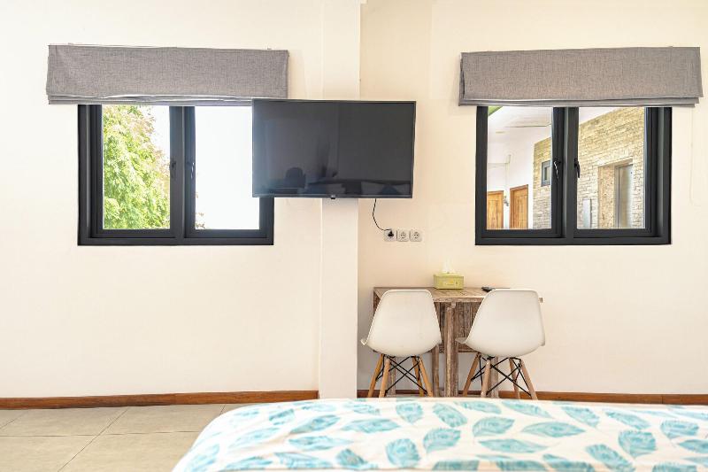 Komodo Suites Downtown image