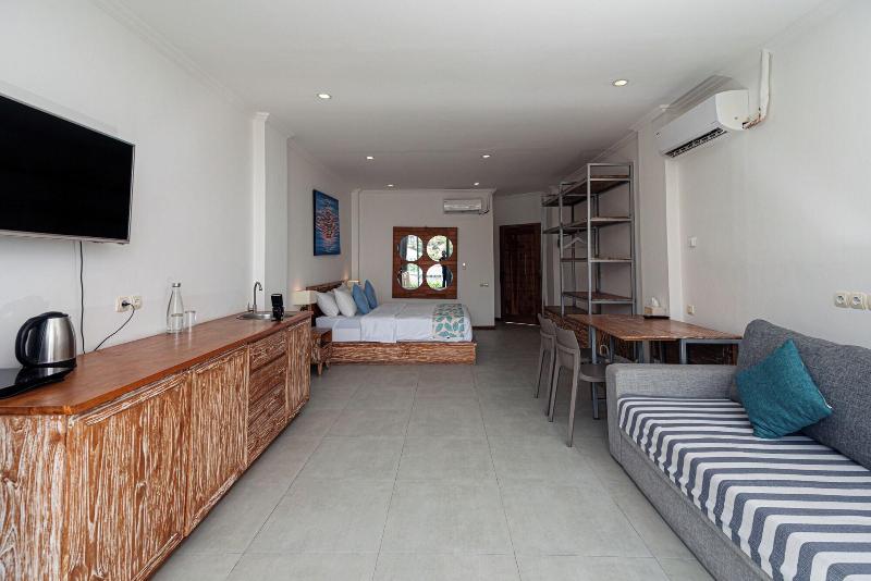 Komodo Suites Downtown image