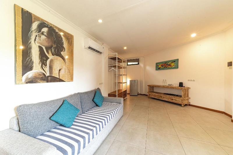 Komodo Suites Downtown image