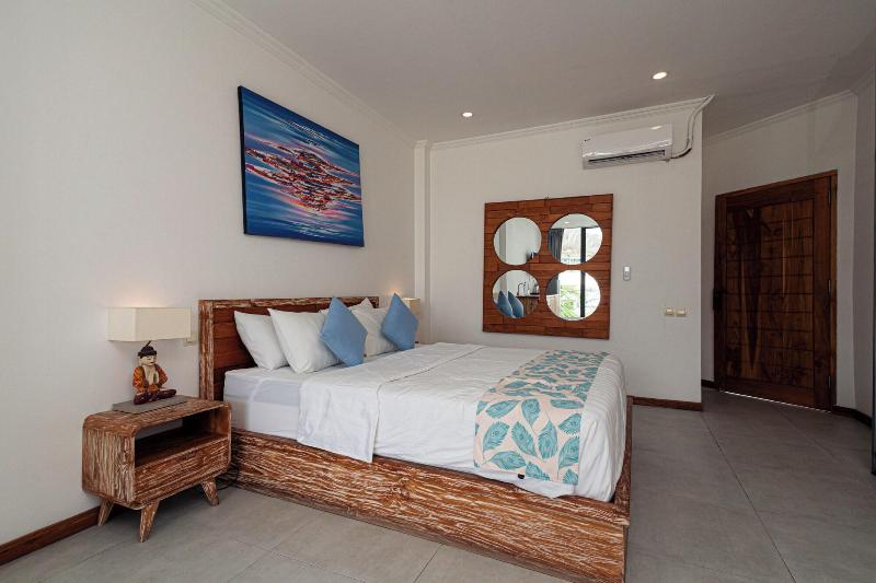 Komodo Suites Downtown image