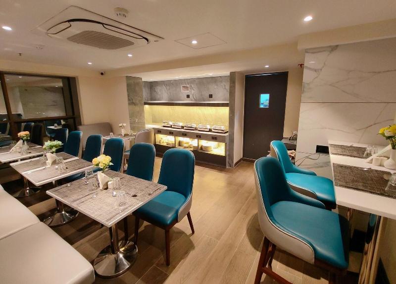 Maxxvalue Hotel Midc image