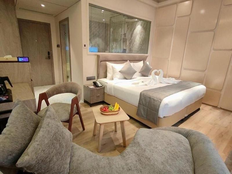 Maxxvalue Hotel Midc image