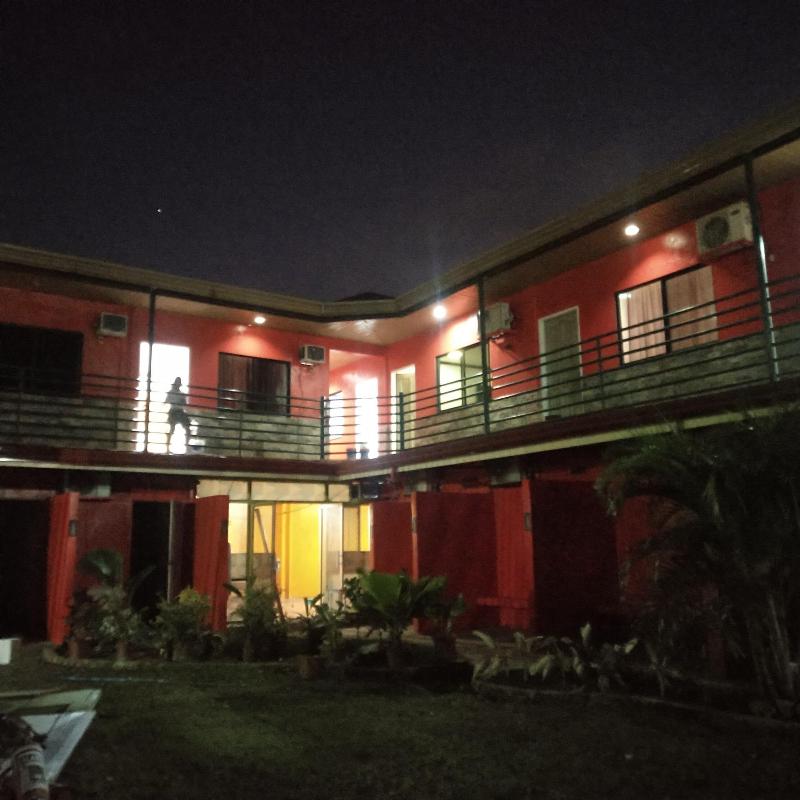 Max Travellers Inn image