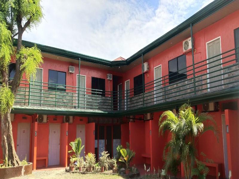 Max Travellers Inn image