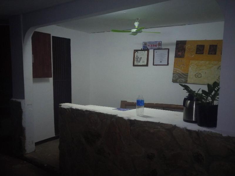 Max Travellers Inn image