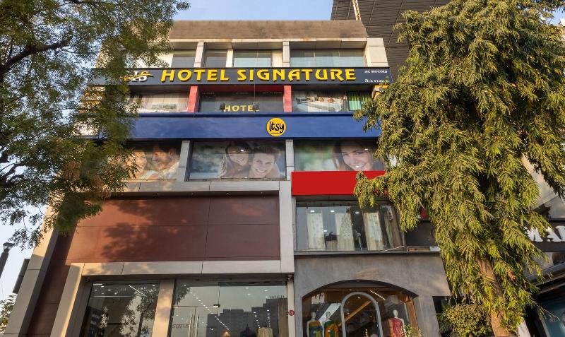 Itsy Hotels Signature Nehru Nagar image