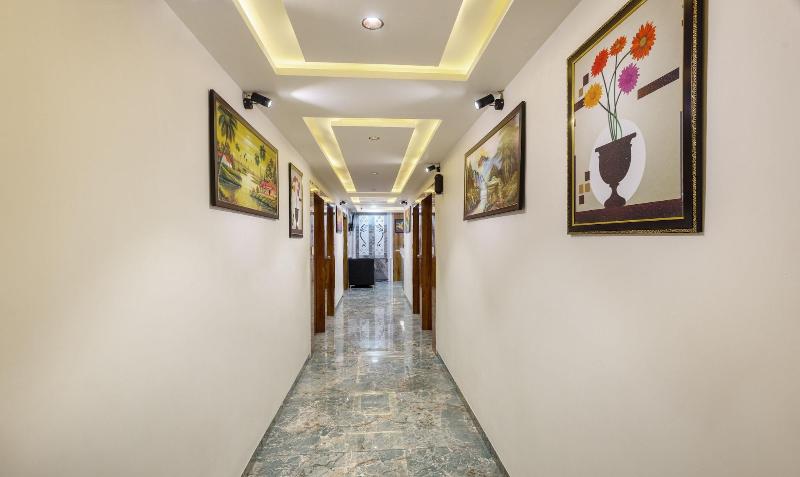 Itsy Hotels Signature Nehru Nagar image