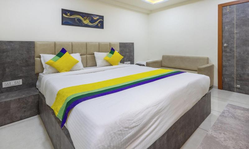 Itsy Hotels Signature Nehru Nagar image