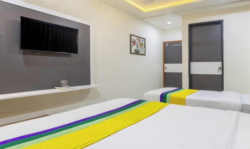 Itsy Hotels Signature Nehru Nagar image