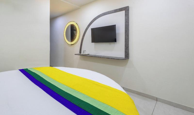 Itsy Hotels Signature Nehru Nagar image