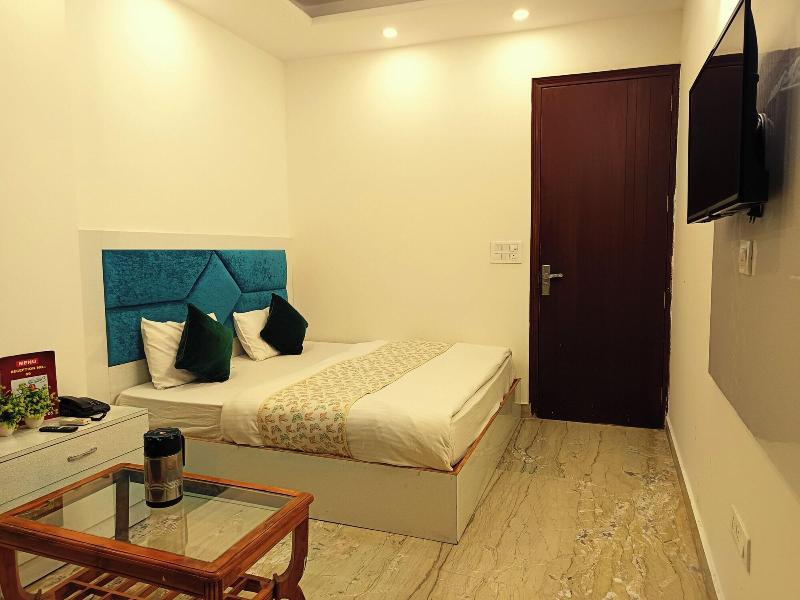Hotel Diamond Stay Nizamuddin Railway St image
