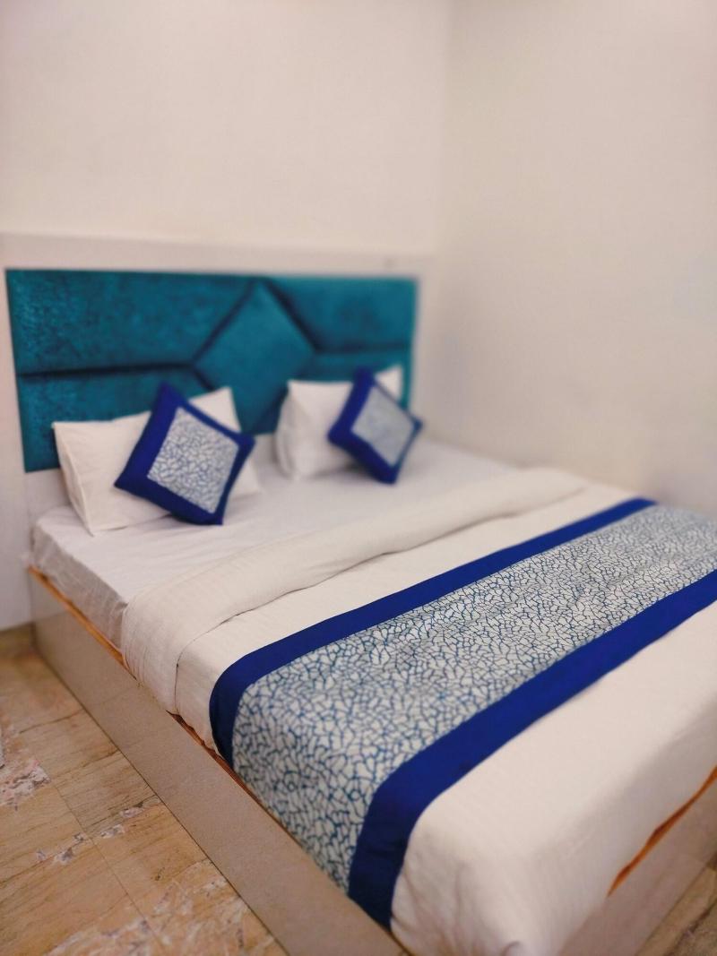 Hotel Diamond Stay Nizamuddin Railway St image