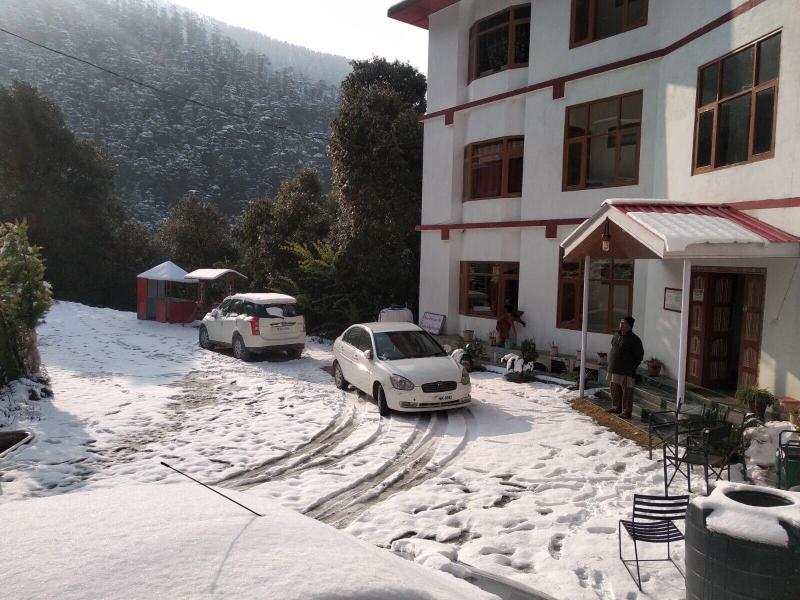 Hassan Valley Retreat image