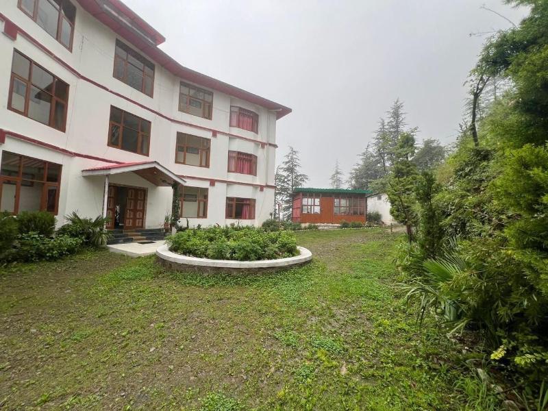 Hassan Valley Retreat image