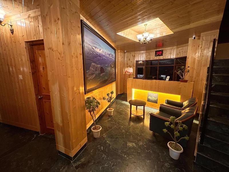Hassan Valley Retreat image