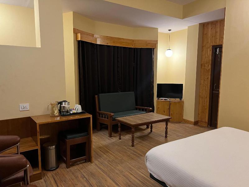 Hassan Valley Retreat image