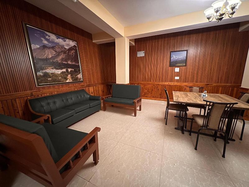 Hassan Valley Retreat image