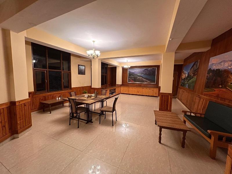 Hassan Valley Retreat image