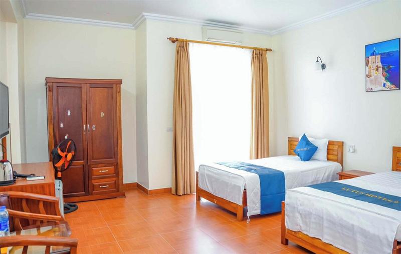 Lotus Hotel 2 Khach San Bac Ninh image