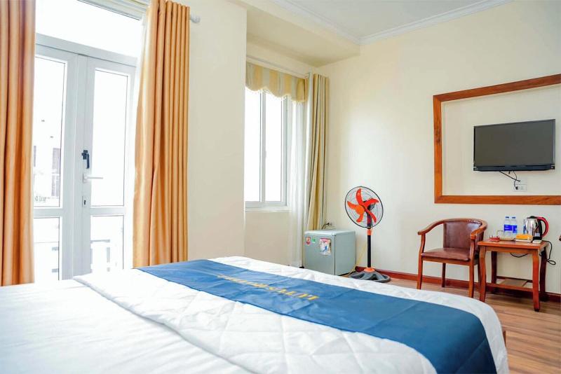 Lotus Hotel 2 Khach San Bac Ninh image