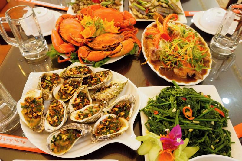 Time Lotus Hotel Halong image