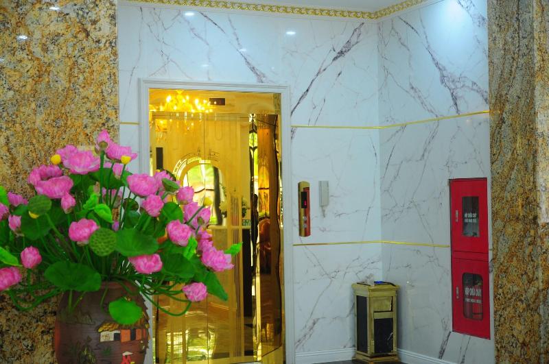 Time Lotus Hotel Halong image