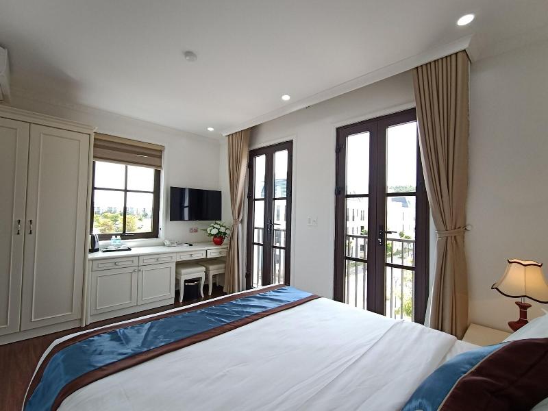 Time Lotus Hotel Halong image